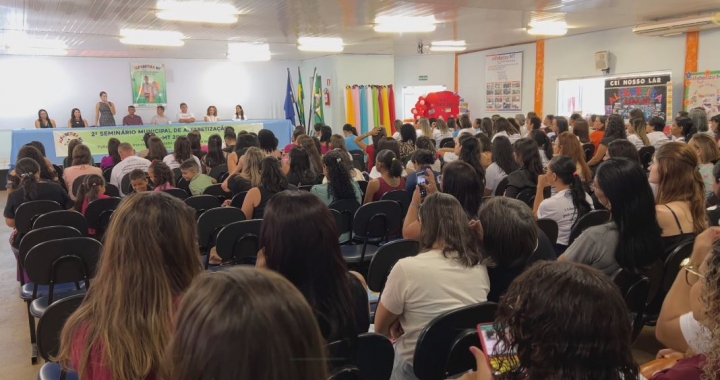 Pedagogos de Juína participam de Encontro Alfabetiza Mato Grosso para fortalecer a educação municipal 