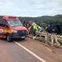 Corpo de Bombeiros retira vítima presa às ferragens de caminhão após acidente na BR-163