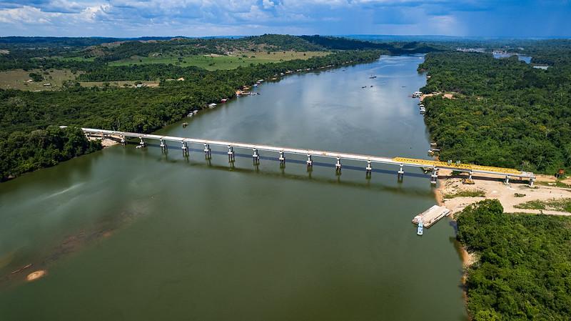 Amplitude News - Governo de MT conclui ponte de 691 metros sobre o Rio  Teles Pires entre Carlinda e Novo Mundo